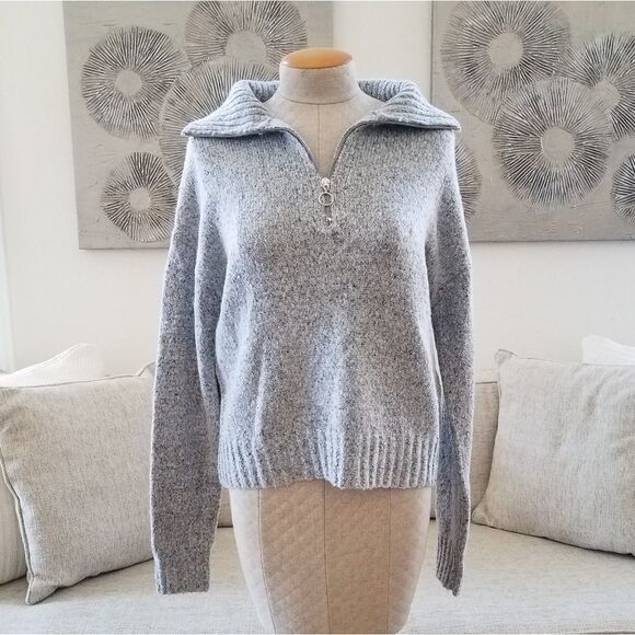 Love by Design Quarter Zip Sweater sz Medium - Picture 3 of 8